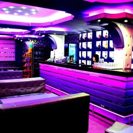 Hotel семеен арапов Family Arapov *