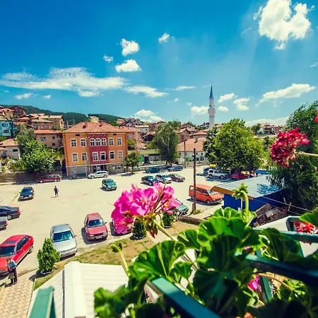 Hotel семеен арапов Family Arapov *