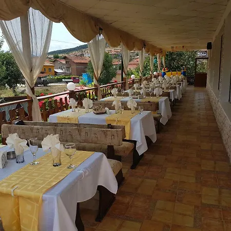 семеен арапов Family Arapov Hotel